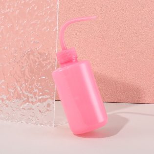 Squeeze bottle